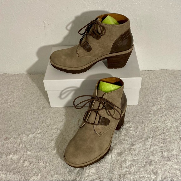 Eurosoft by Sofft Talen Ankle Booties Women’s Size 6.5 M Taupe Brown Vegan - Picture 1 of 12